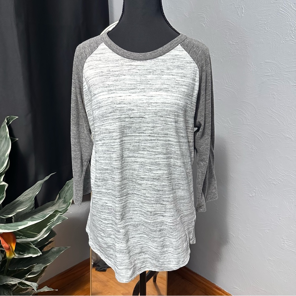 LuLaRoe Gray Raglan Baseball Tee | Size L - Picture 2 of 7